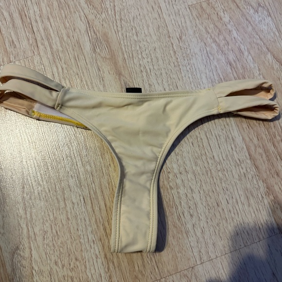 Boutine LA | Swim | Boutine La Kini | Poshmark